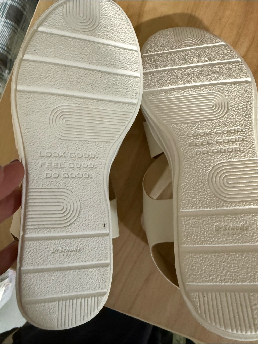 Dr. Scholl's Women's White Crisscross Slingback Sandals - Picture 7 of 9